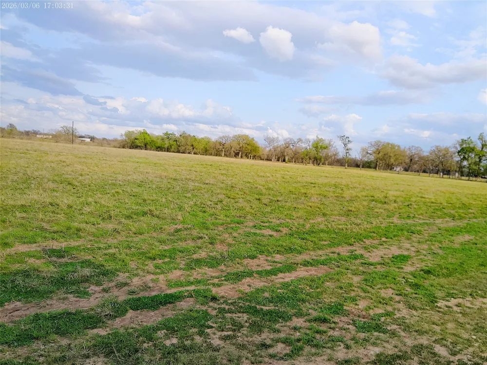 1042 Los Ranchitos Road Cameron, TX 76520