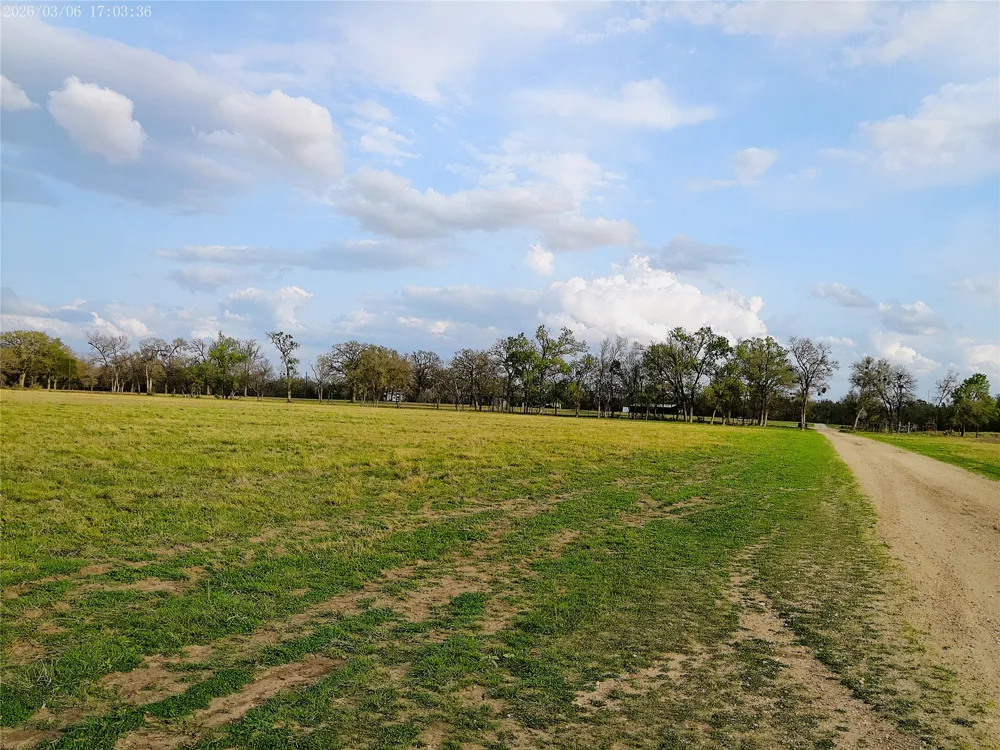 1042 Los Ranchitos Road Cameron, TX 76520