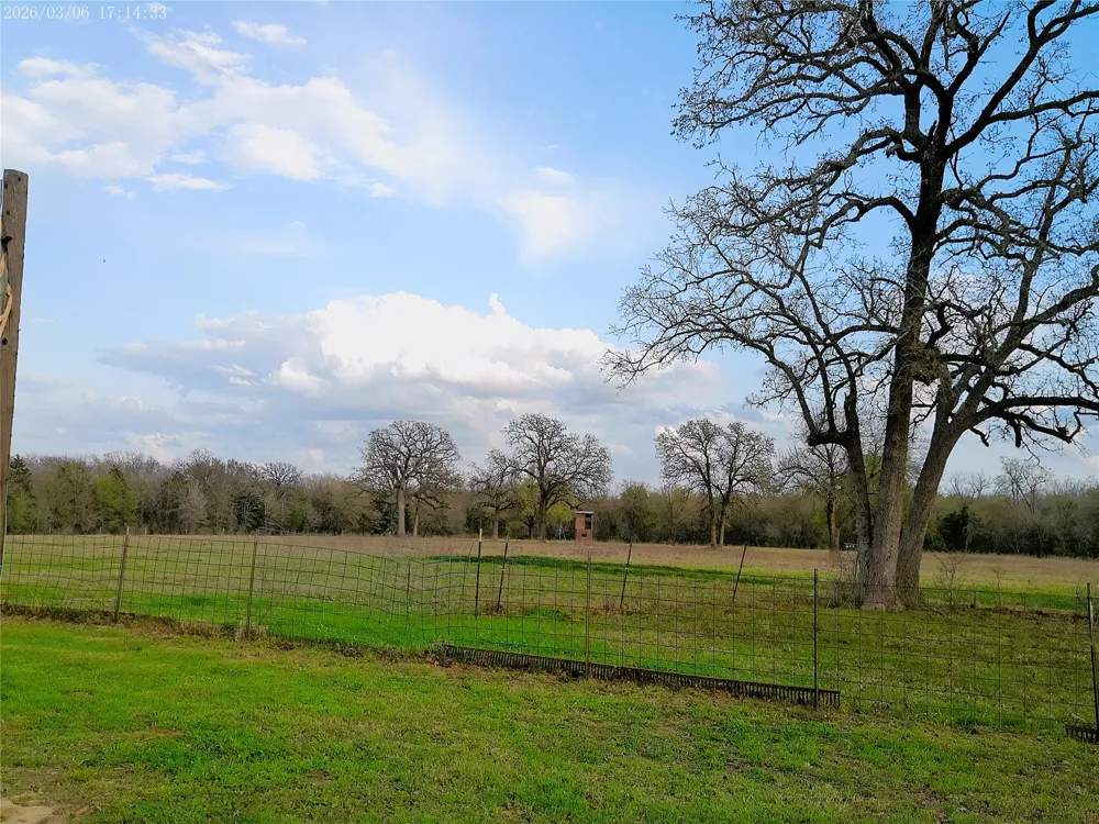 1042 Los Ranchitos Road Cameron, TX 76520