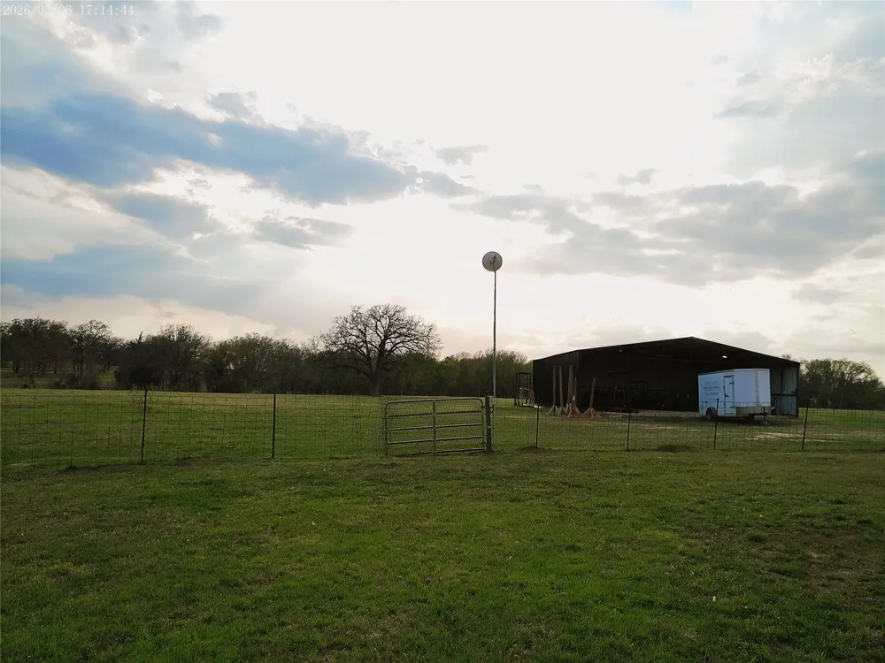 1042 Los Ranchitos Road Cameron, TX 76520