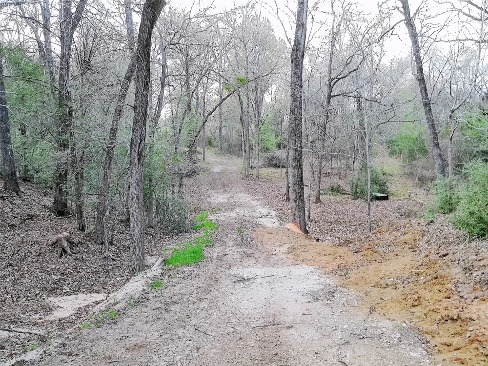 1042 Los Ranchitos Road Cameron, TX 76520