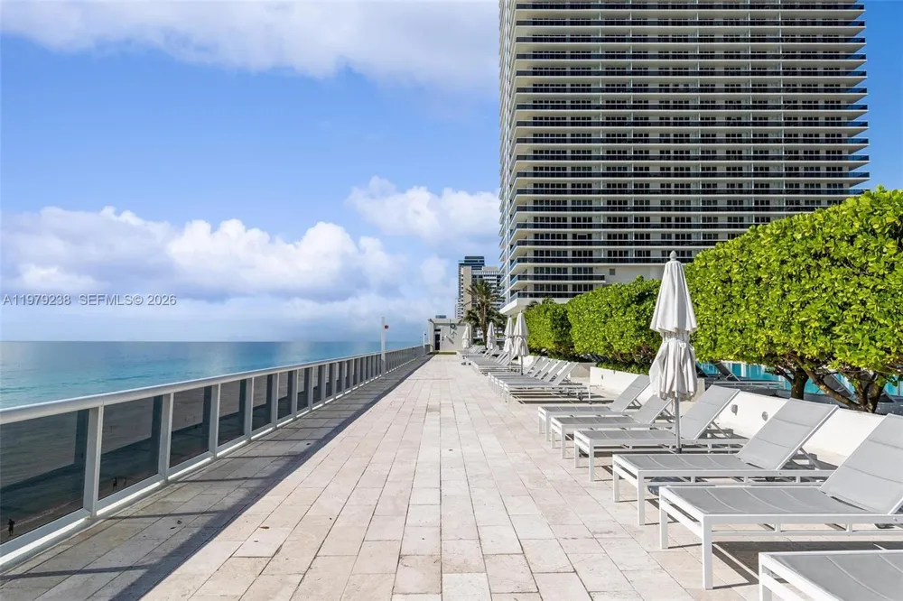 1830 S Ocean Dr #2105 Hallandale Beach, FL 33009