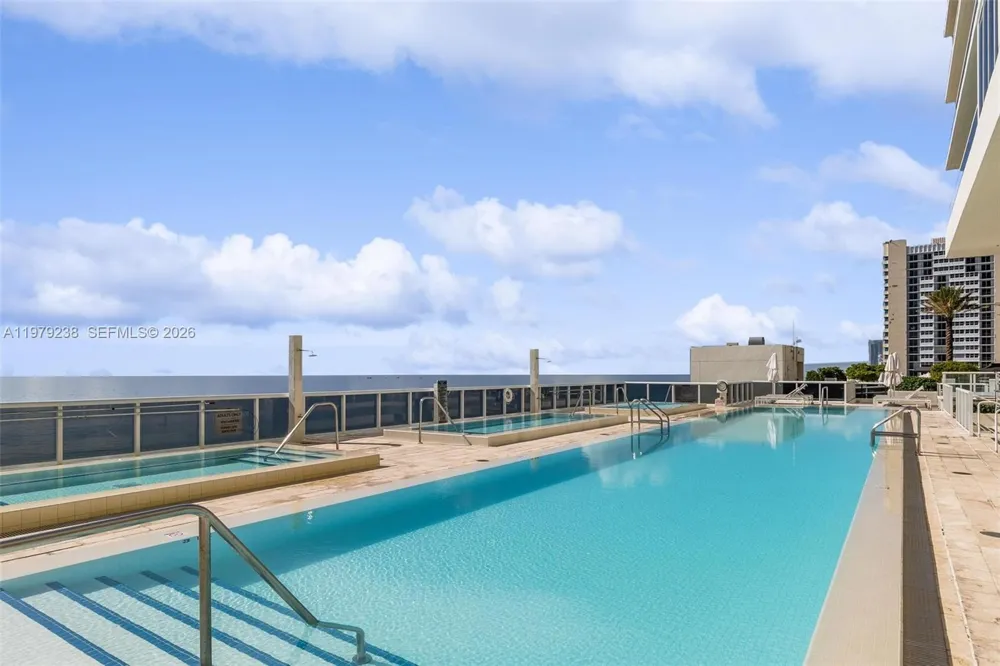 1830 S Ocean Dr #2105 Hallandale Beach, FL 33009