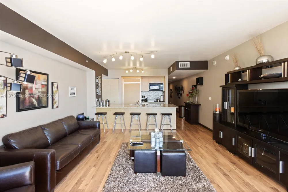 1830 S Ocean Dr #2105 Hallandale Beach, FL 33009
