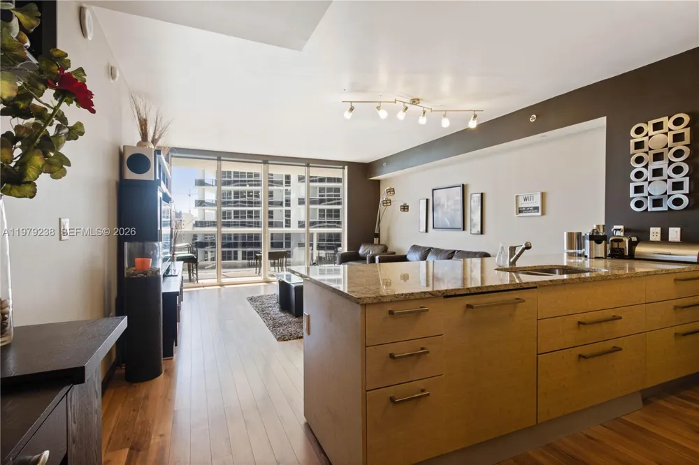 1830 S Ocean Dr #2105 Hallandale Beach, FL 33009