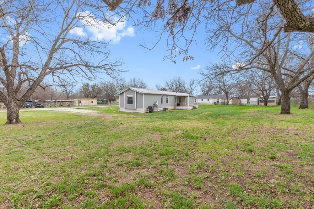 608 4th St Blanket Early, TX 76432