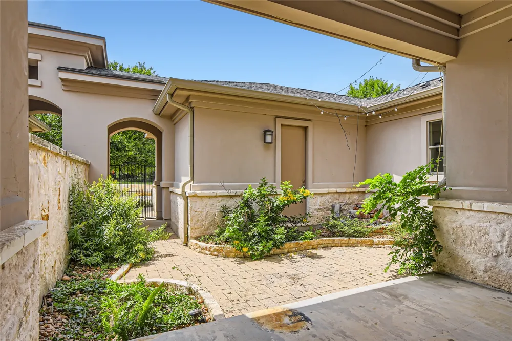 462 Stagecoach Trail San Marcos, TX 78666