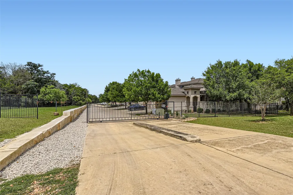 462 Stagecoach Trail San Marcos, TX 78666