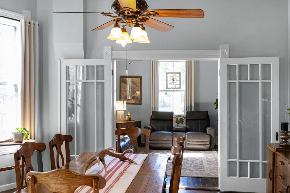 409 W Clark Street Bartlett, TX 76511