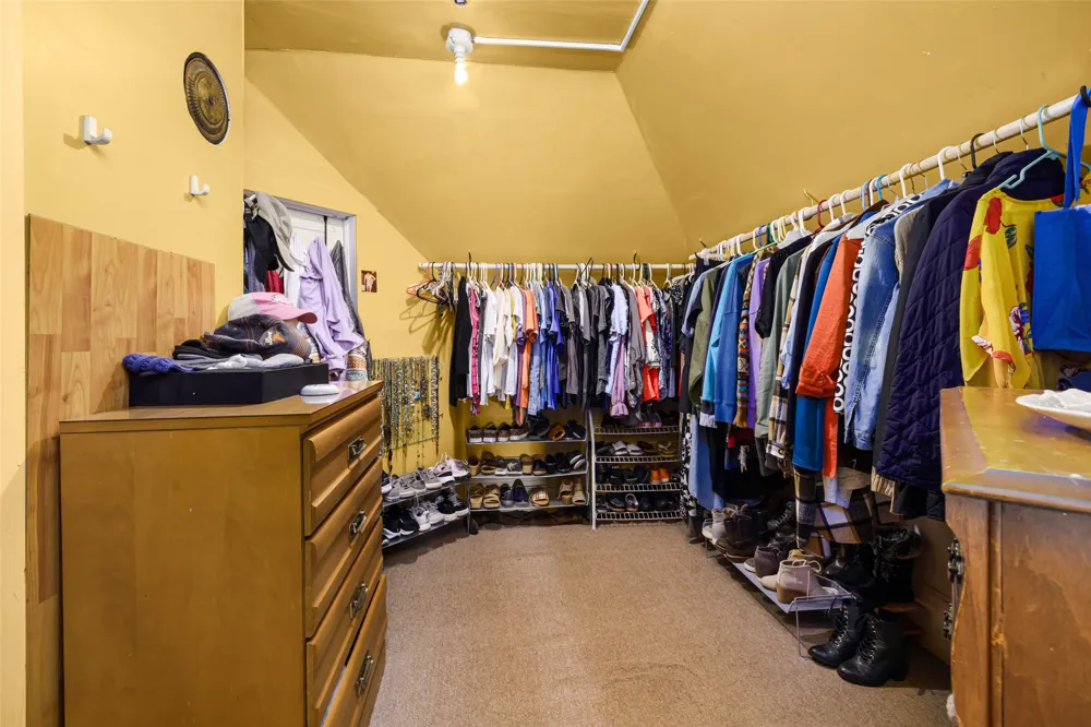 409 W Clark Street Bartlett, TX 76511
