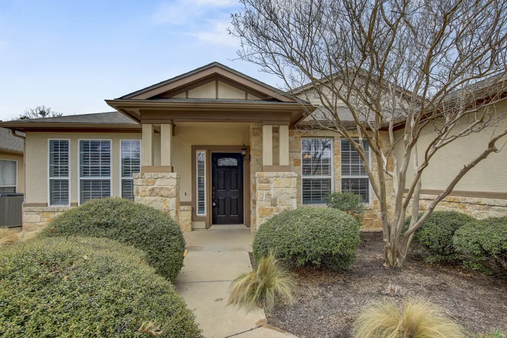 213 Mustang Island Trail Georgetown, TX 78633