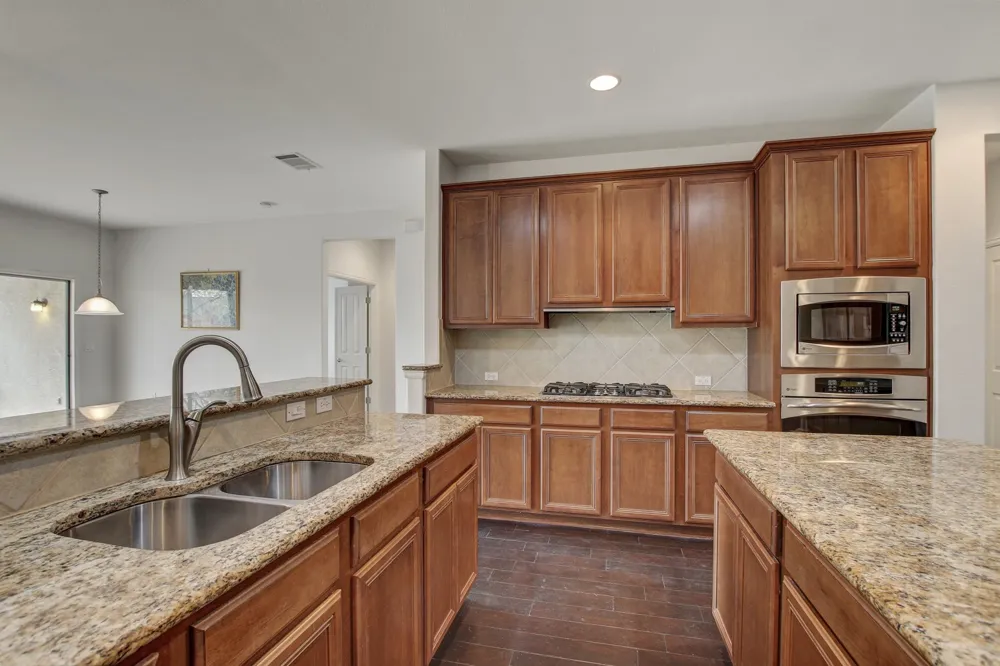 213 Mustang Island Trail Georgetown, TX 78633
