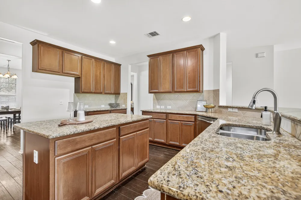 213 Mustang Island Trail Georgetown, TX 78633