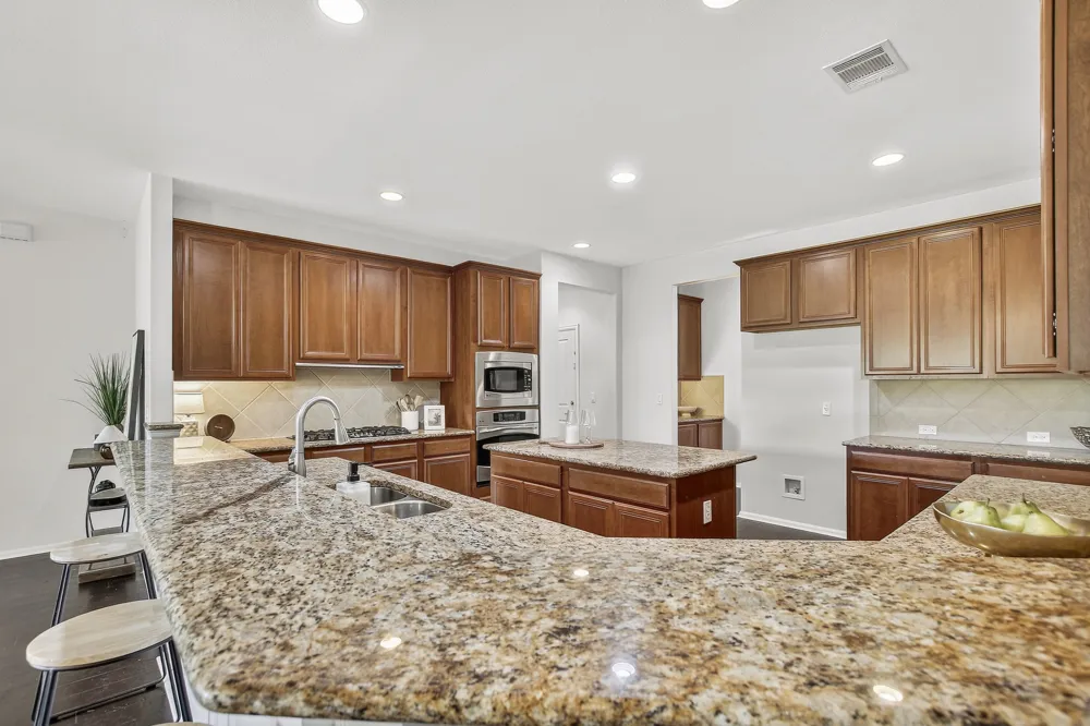 213 Mustang Island Trail Georgetown, TX 78633