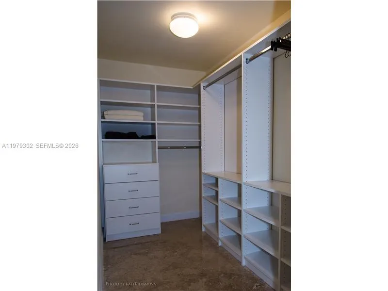 16699 Collins Ave #2406 Sunny Isles Beach, FL 33160