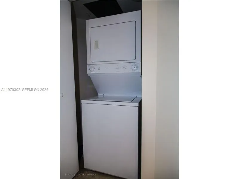 16699 Collins Ave #2406 Sunny Isles Beach, FL 33160