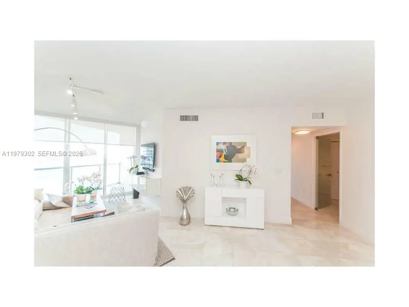 16699 Collins Ave #2406 Sunny Isles Beach, FL 33160