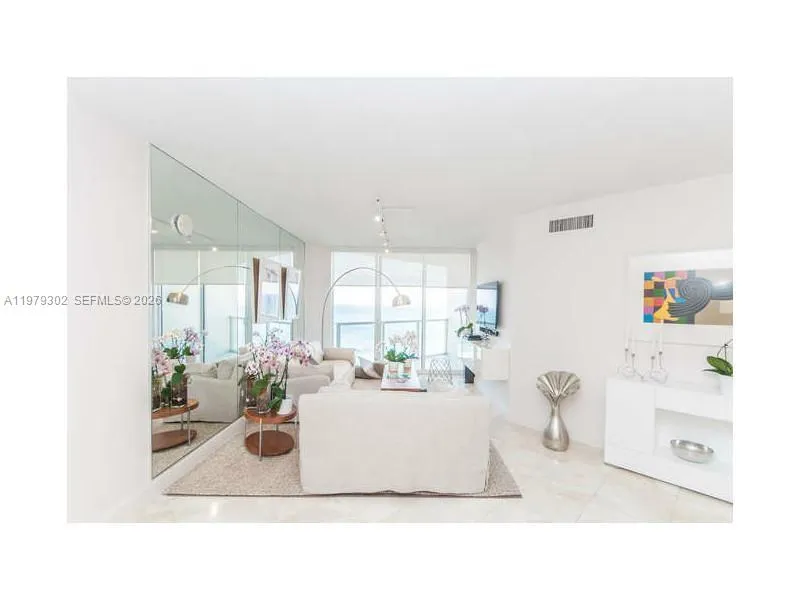 16699 Collins Ave #2406 Sunny Isles Beach, FL 33160