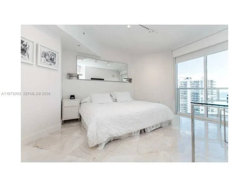 16699 Collins Ave #2406 Sunny Isles Beach, FL 33160