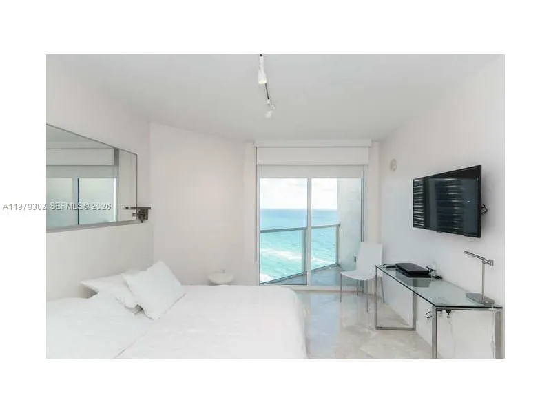 16699 Collins Ave #2406 Sunny Isles Beach, FL 33160