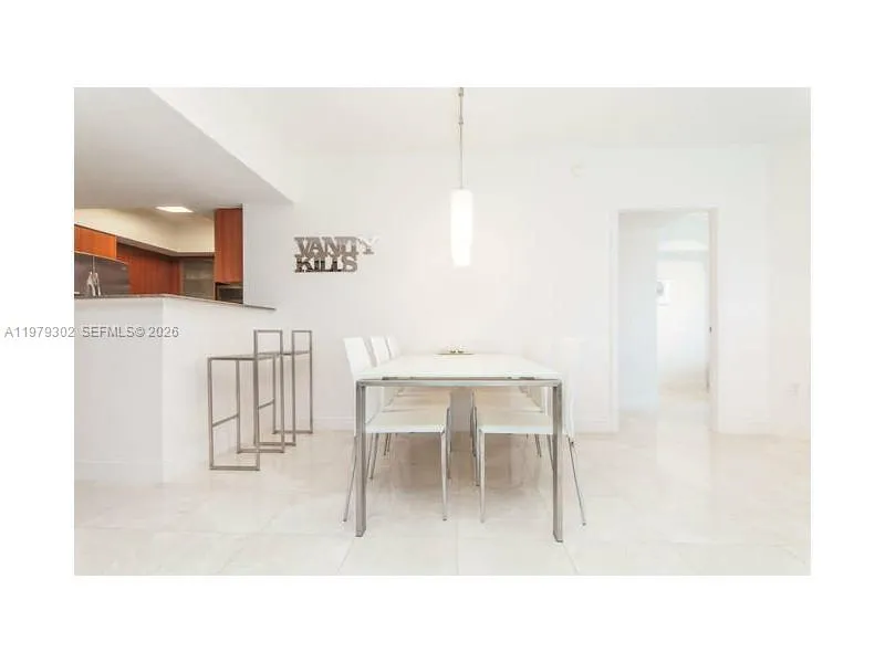 16699 Collins Ave #2406 Sunny Isles Beach, FL 33160