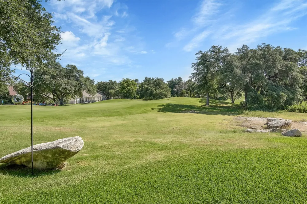 18902 Nicklaus Drive Point Venture, TX 78645