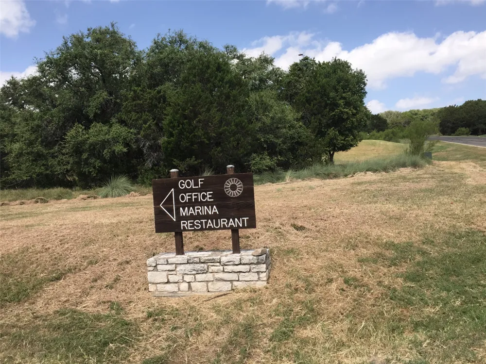 18902 Nicklaus Drive Point Venture, TX 78645