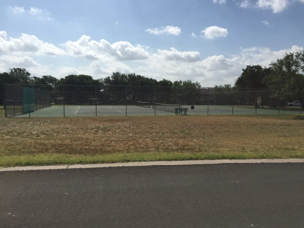 18902 Nicklaus Drive Point Venture, TX 78645
