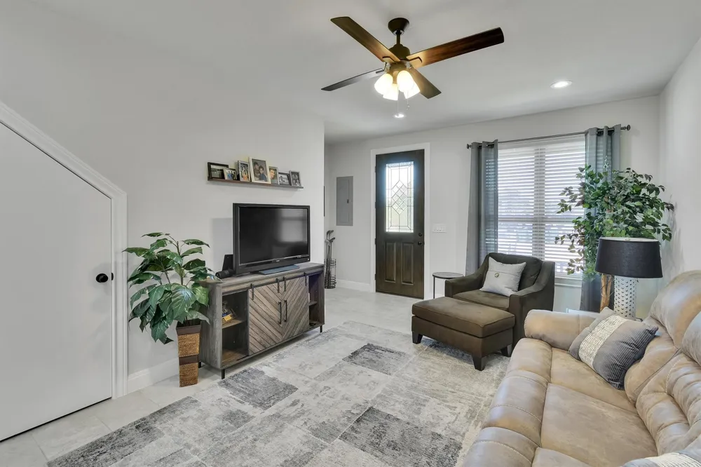 18902 Nicklaus Drive Point Venture, TX 78645