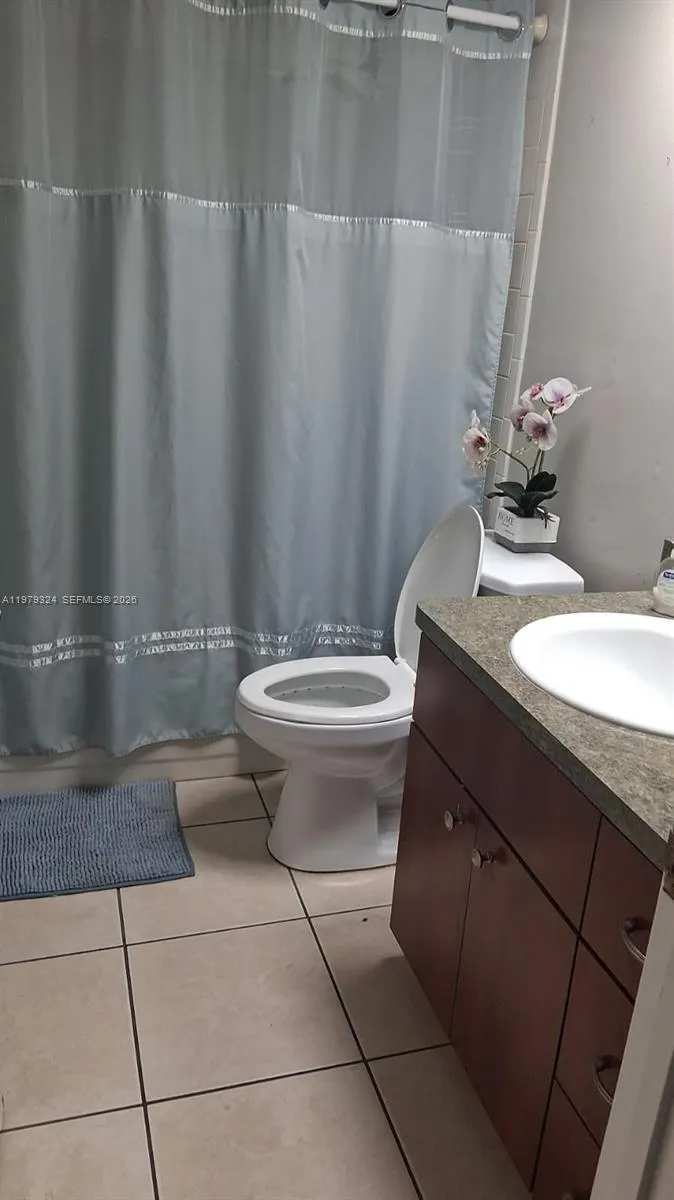 8016 APACHE LN Lakeland, FL 33810