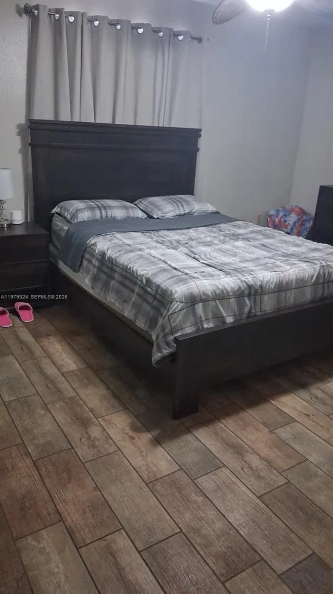 8016 APACHE LN Lakeland, FL 33810