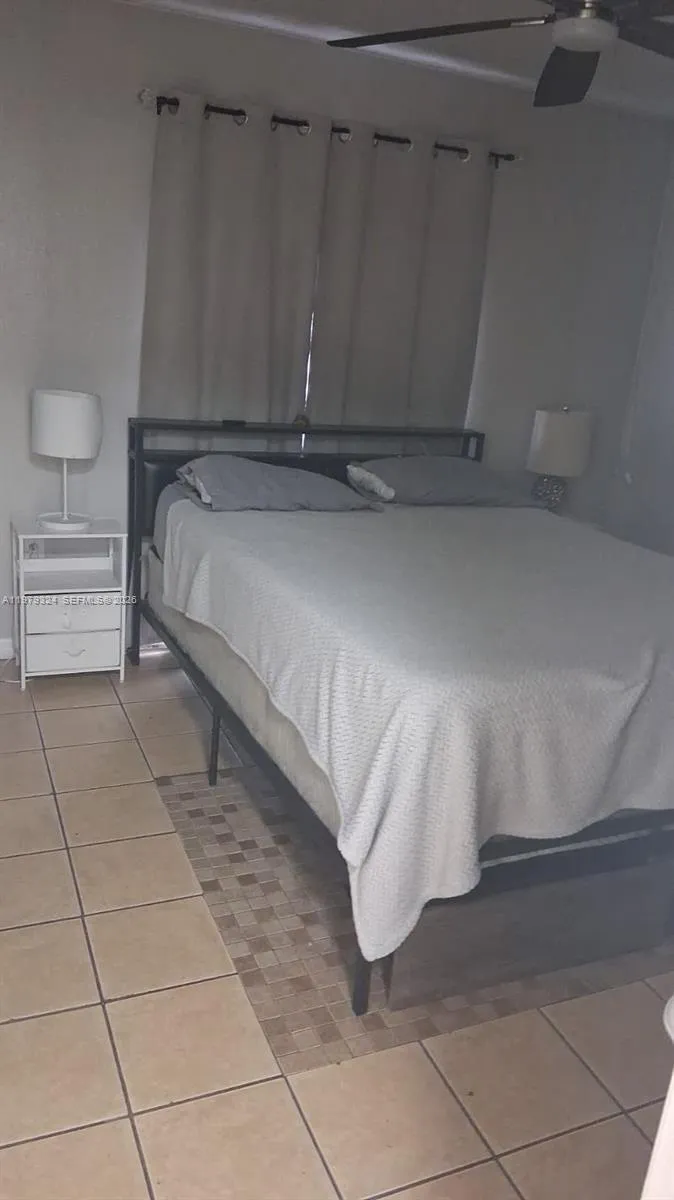 8016 APACHE LN Lakeland, FL 33810