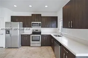 1121 NW 41st Ln Lauderhill, FL 33313