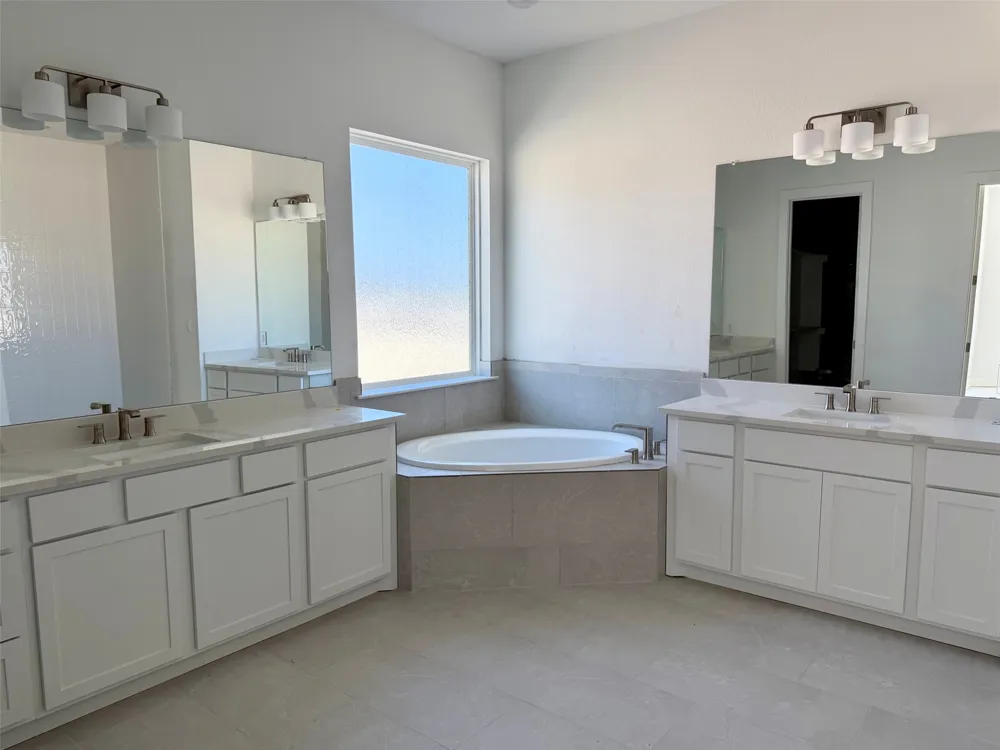 1524 Novara Trail Leander, TX 78641
