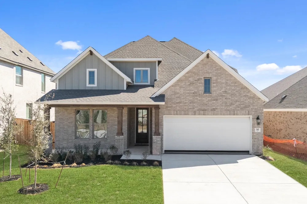 242 Five Mile Creek Way Kyle, TX 78640