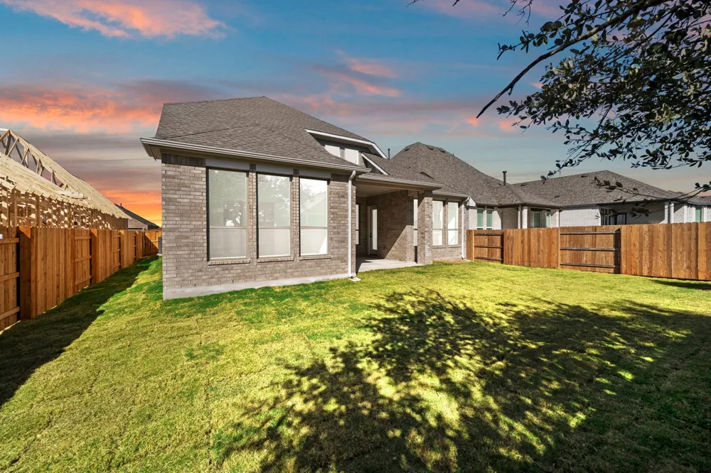 242 Five Mile Creek Way Kyle, TX 78640