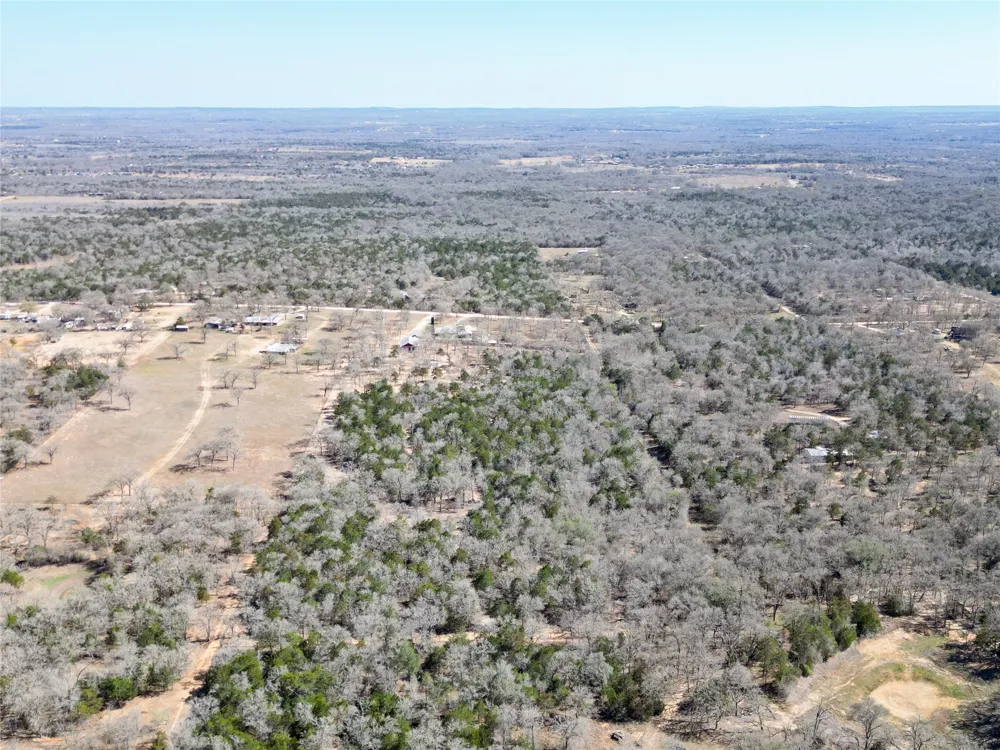 661 Hidden Oak Road Dale, TX 78616