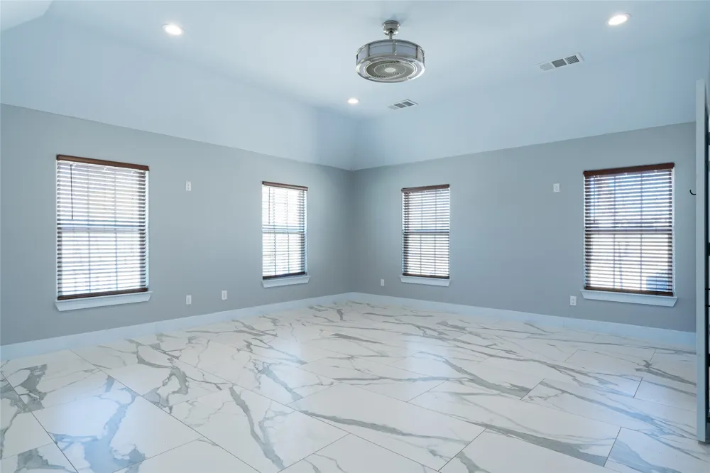 661 Hidden Oak Road Dale, TX 78616