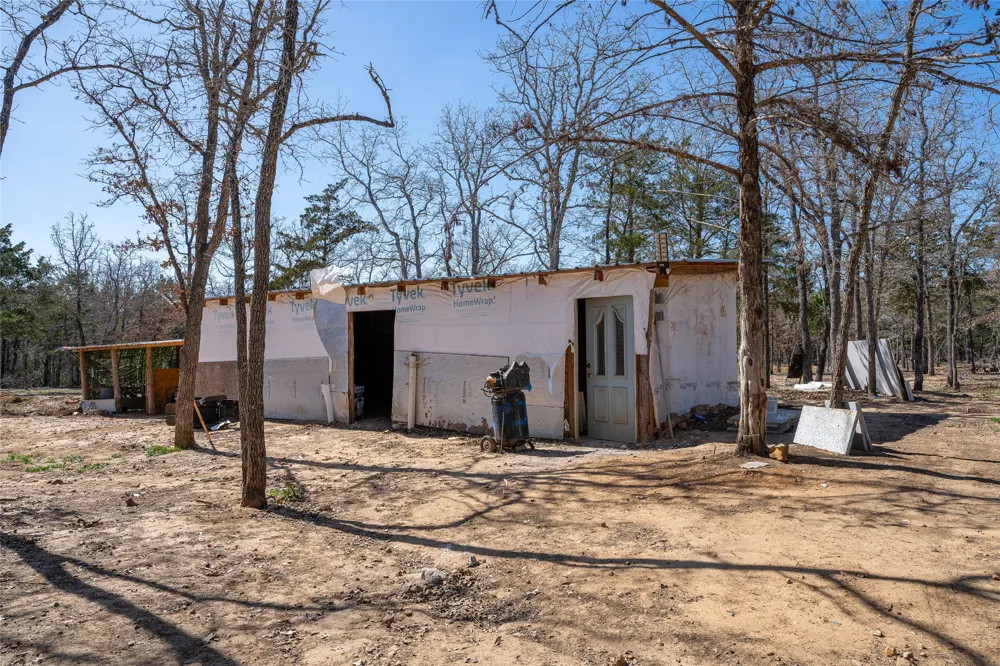 661 Hidden Oak Road Dale, TX 78616