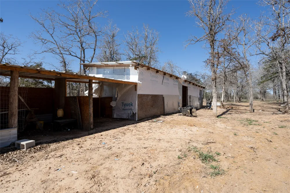 661 Hidden Oak Road Dale, TX 78616