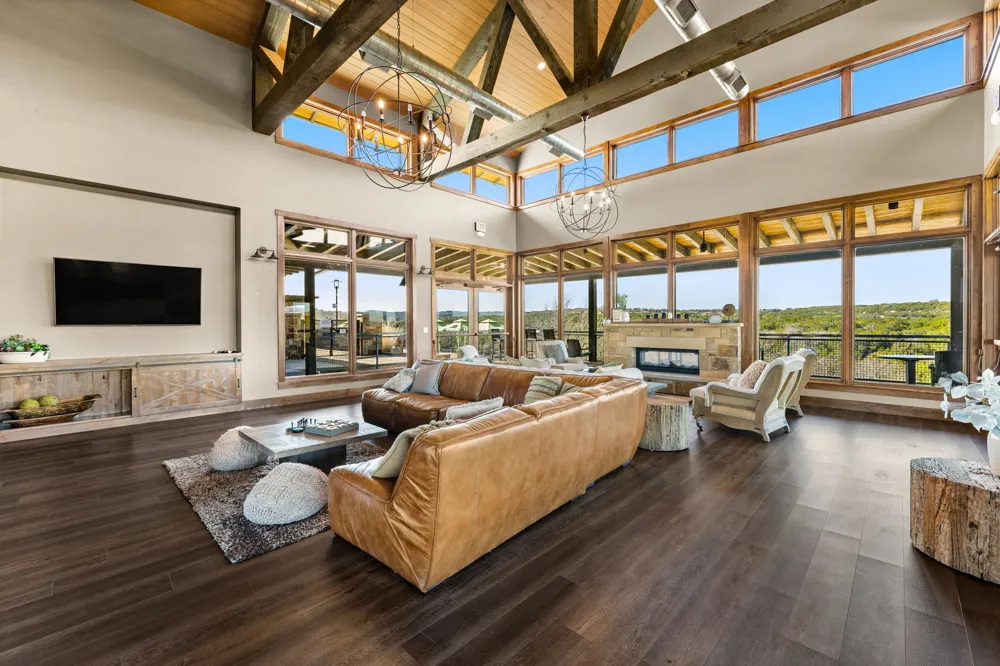 6816 Empresa Drive Austin, TX 78738