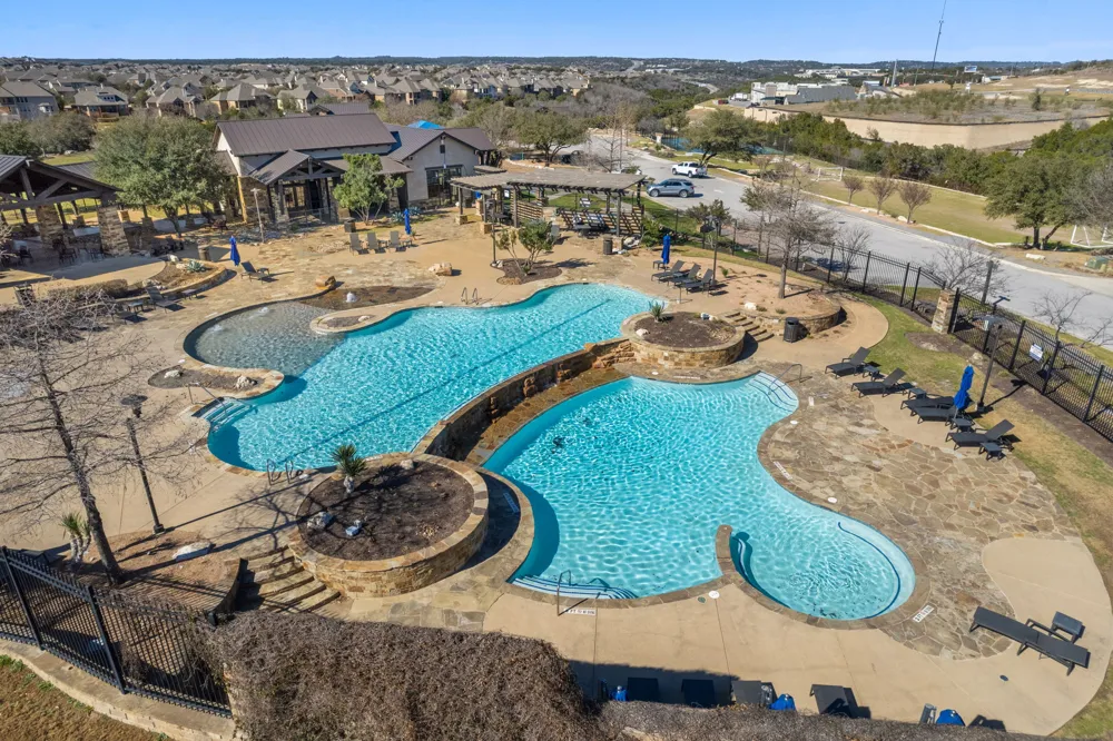 6816 Empresa Drive Austin, TX 78738