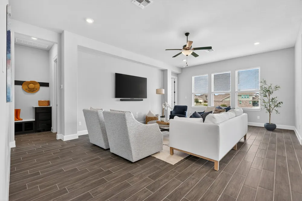 6816 Empresa Drive Austin, TX 78738