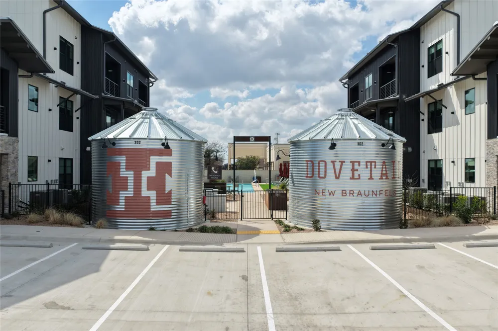 634 Central Parkway #1212 New Braunfels, TX 78130