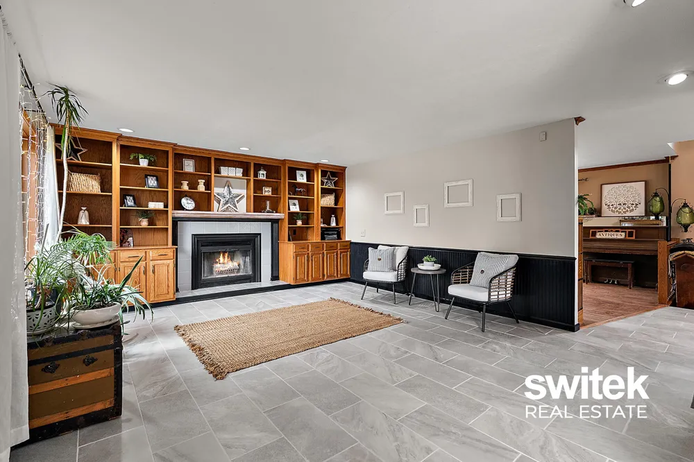 9750 Meadow Valley SE Caledonia, MI 49316