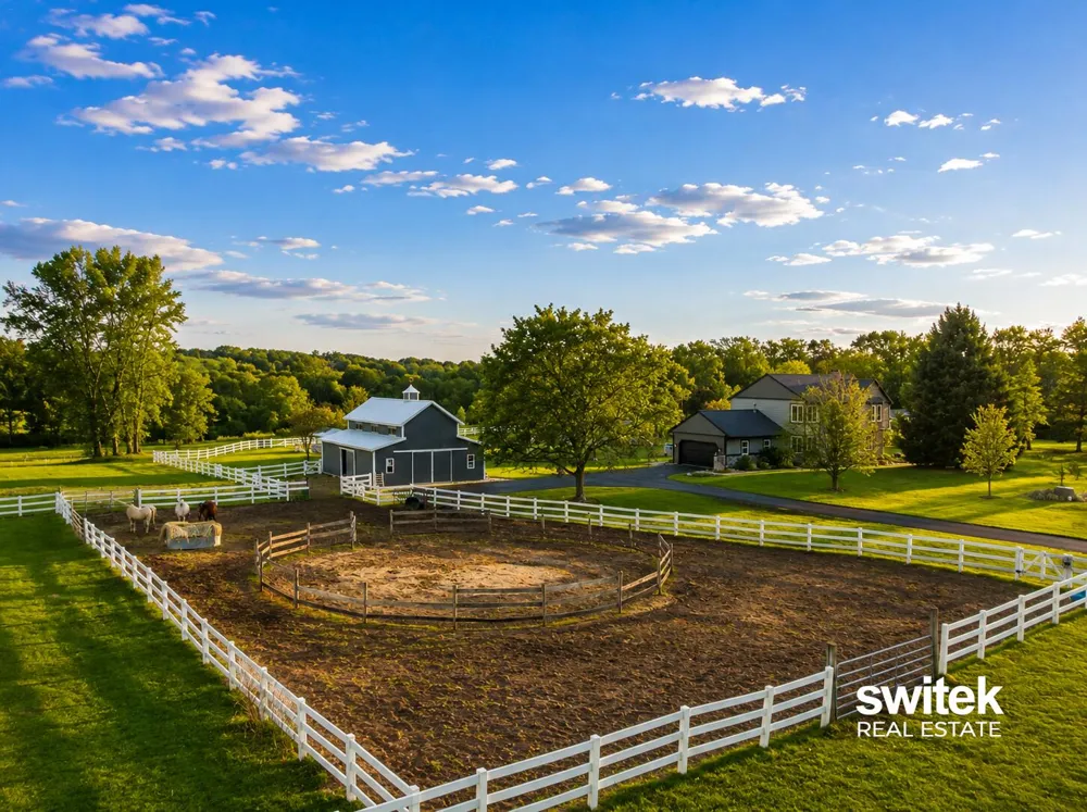 9750 Meadow Valley SE Caledonia, MI 49316