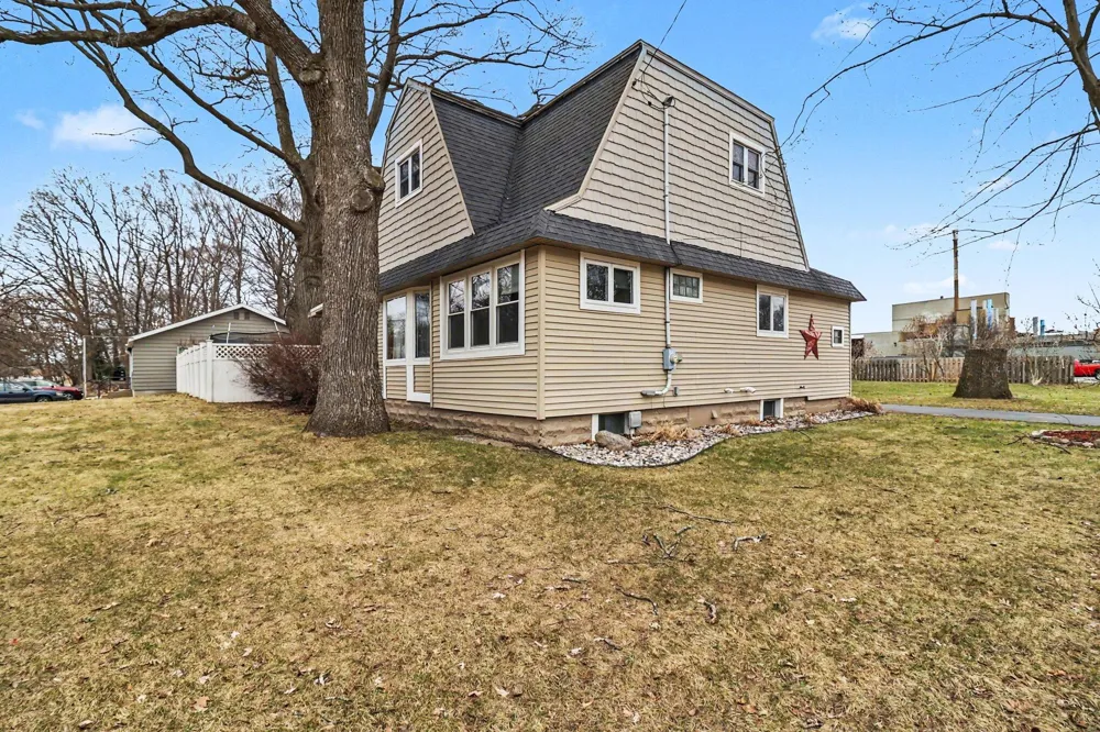 802 Emily Street Ludington, MI 49431