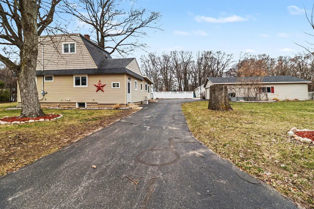 802 Emily Street Ludington, MI 49431