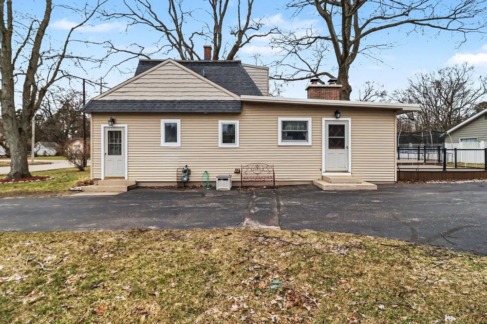 802 Emily Street Ludington, MI 49431
