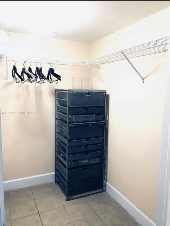 2951 S Bayshore Dr #215 Coconut Grove, FL 33133